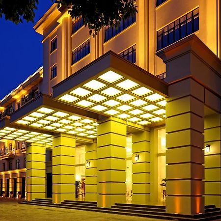 Alton Hotel Wuhu Exterior photo