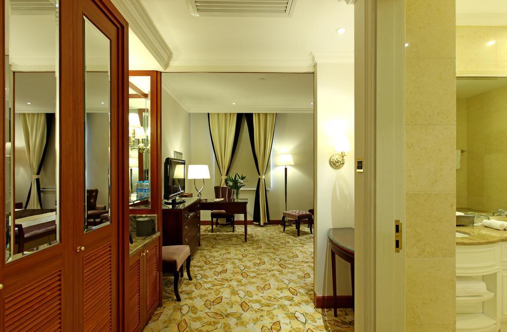 Alton Hotel Wuhu Exterior photo