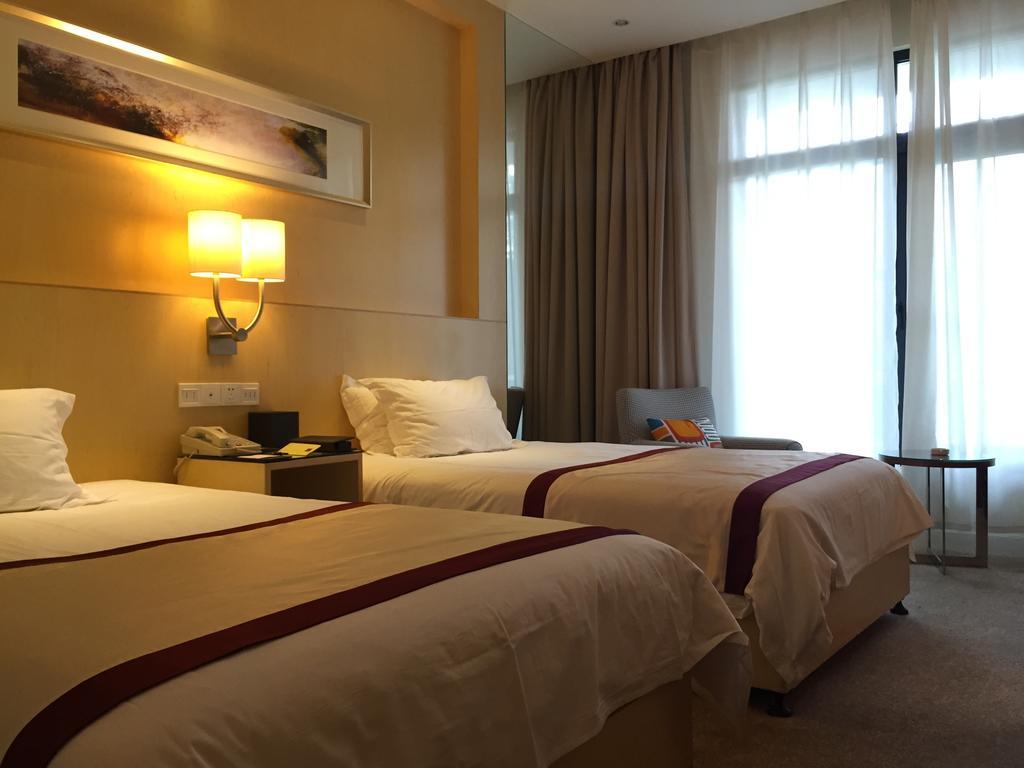Alton Hotel Wuhu Room photo